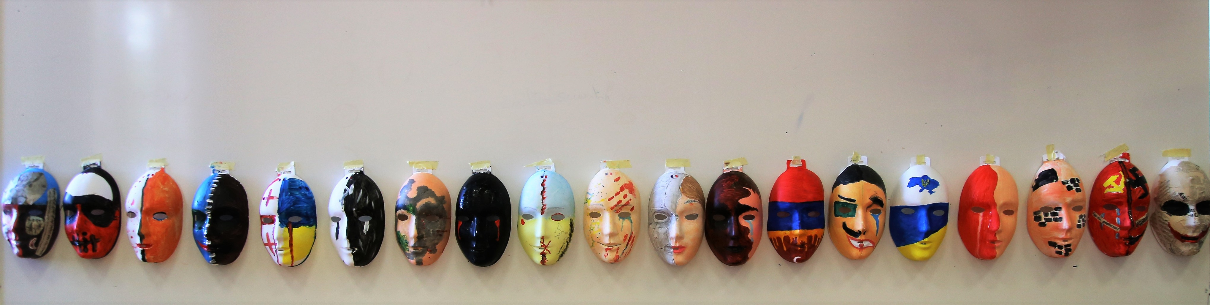atelier masques en seconde russophone  au lycée Pontonniers à Strasbourg