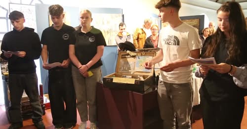 Présentation des élèves dans l'exposition au musée judeo alsacien de Bouxwiller