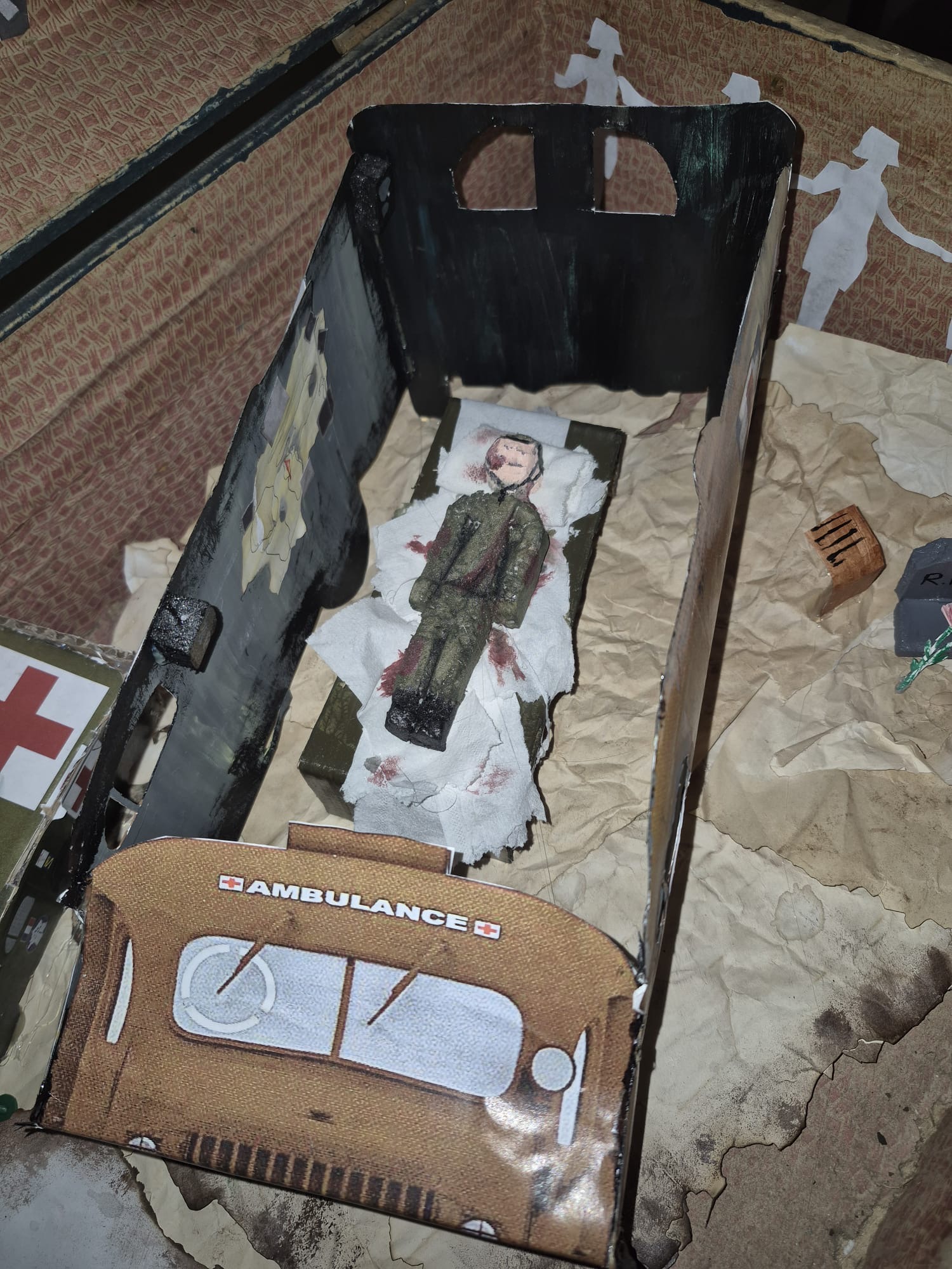 detail d'un mémorial en valise