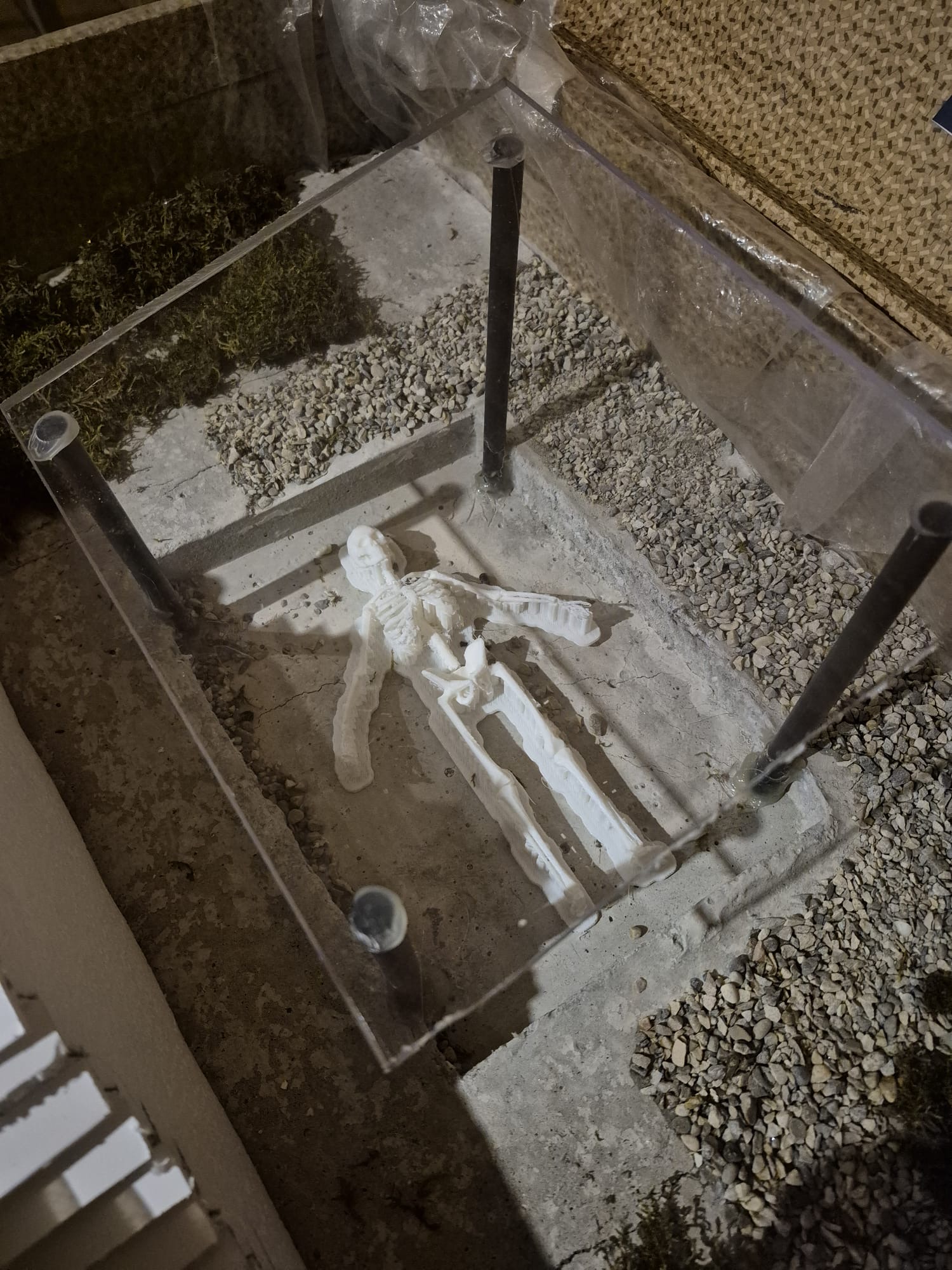 Détail d'un memorial en valise